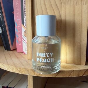 Dirty Peach Eau de Parfum - White Cap
